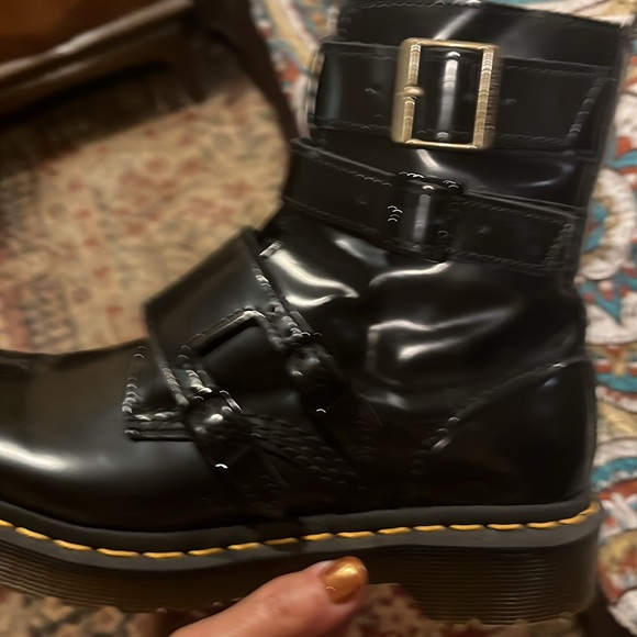 Dr. Martens black boots - Picture 4 of 8